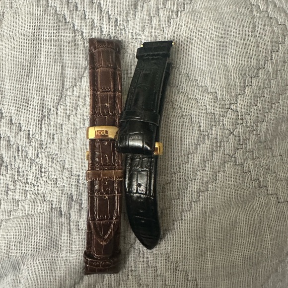 Watch - Picture 3 of 6